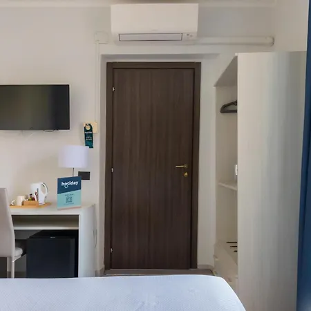 Hotel Hotiday 3*